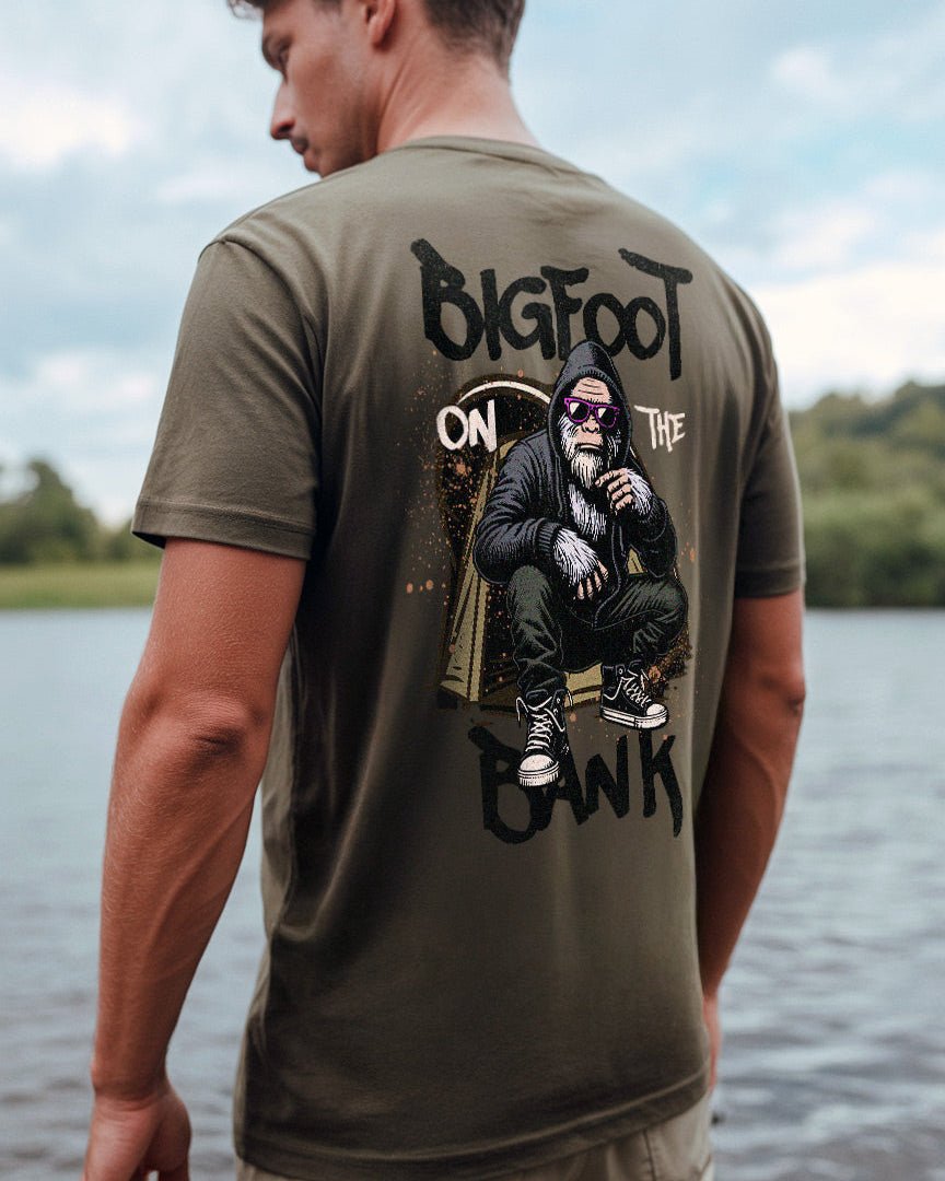 Karpfen Angeln mit BIGFOOT ON THE BANK Prime T-Shirt - CAST carpstylez
