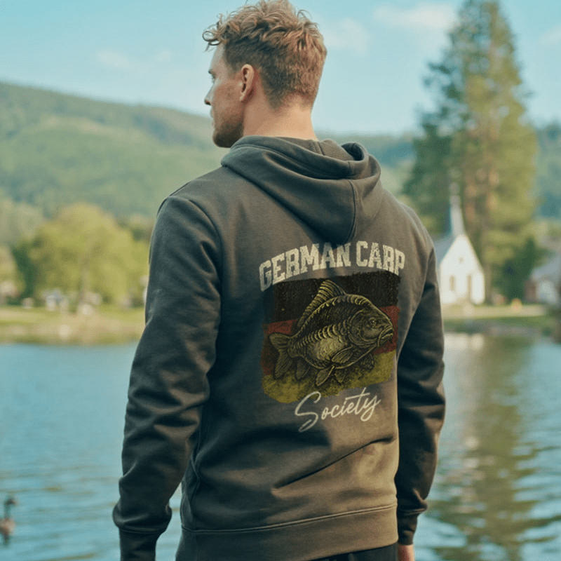 Karpfen Angeln mit GERMAN CARP Society Prime Hoodie - CAST carpstylez