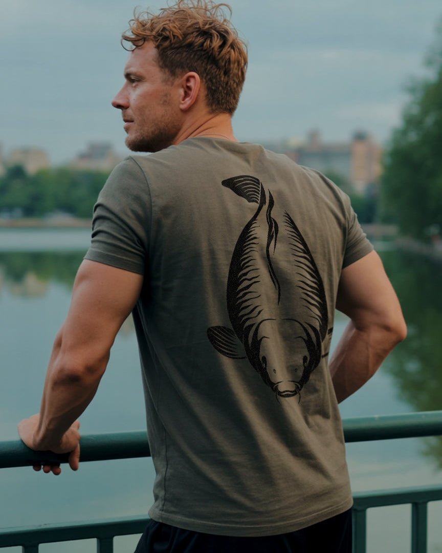 Karpfen Angeln mit KING CARP GOLD Prime T-Shirt - CAST carpstylez