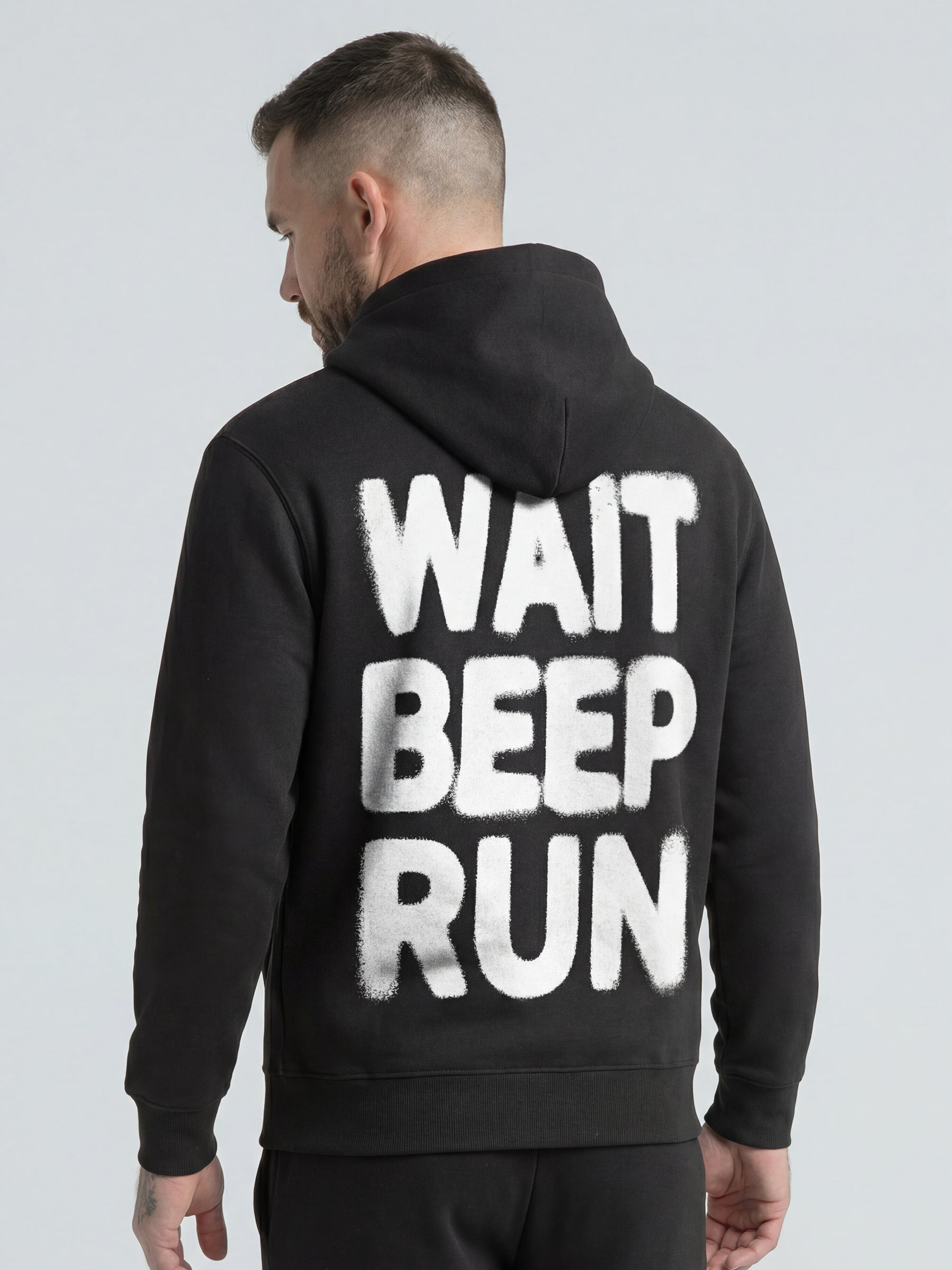 Schwarzer carpstylez Hoodie „Wait Beep Run“ – Karpfenangler-Streetwear